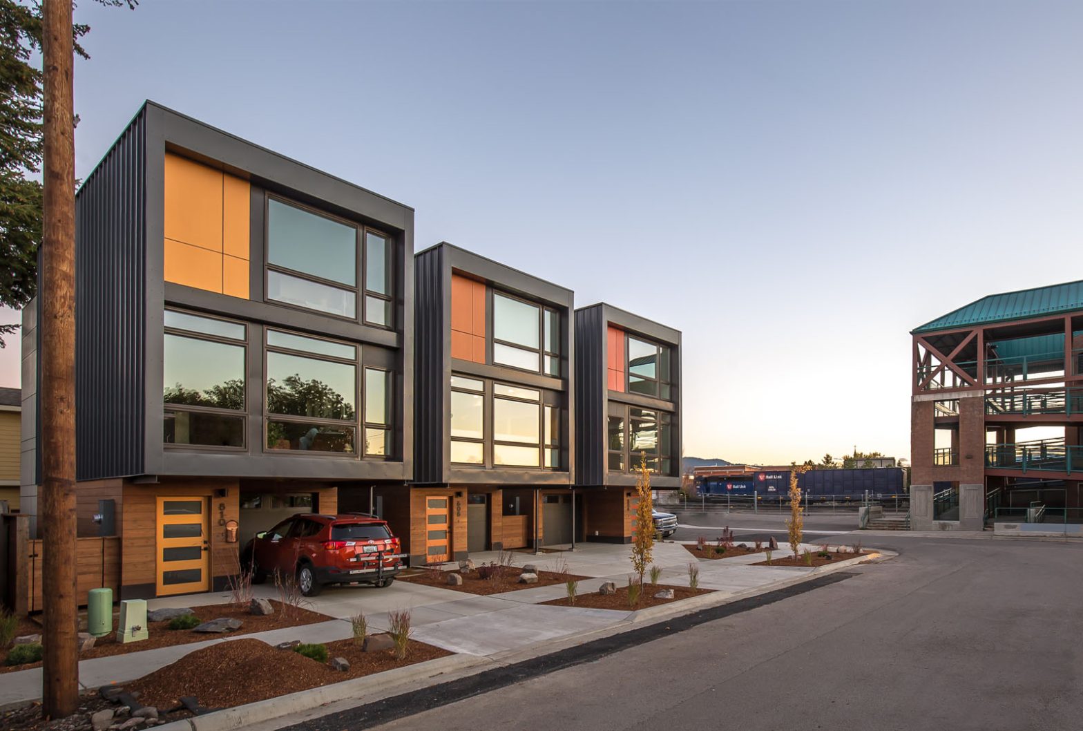 A Modernist Northside Townhouse